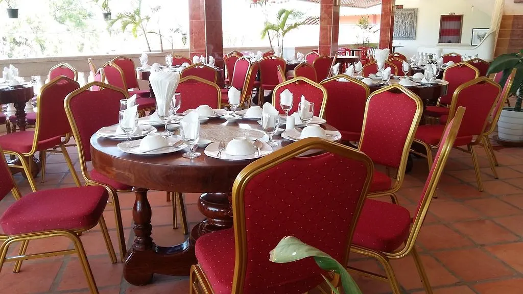 Jasmine Hotel Sihanoukville 2*,